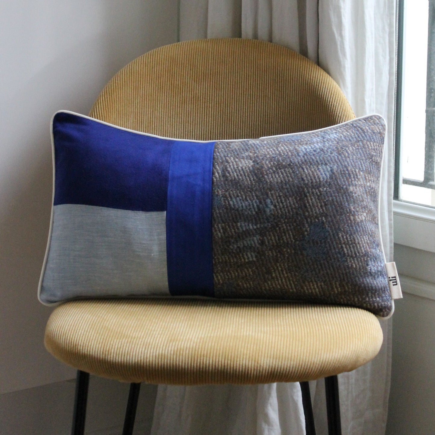 Coussin rectangulaire Bleu en Velours et laine